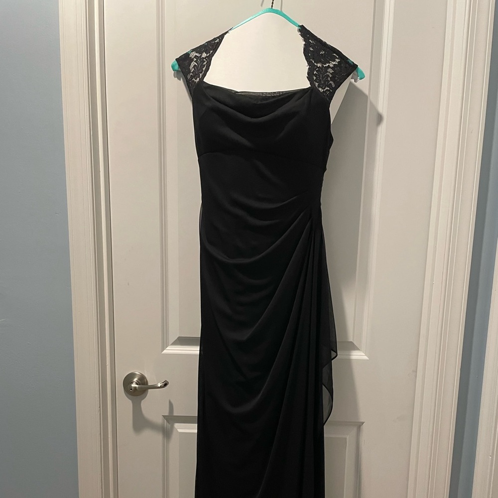 Black Formal Keyhole Dress